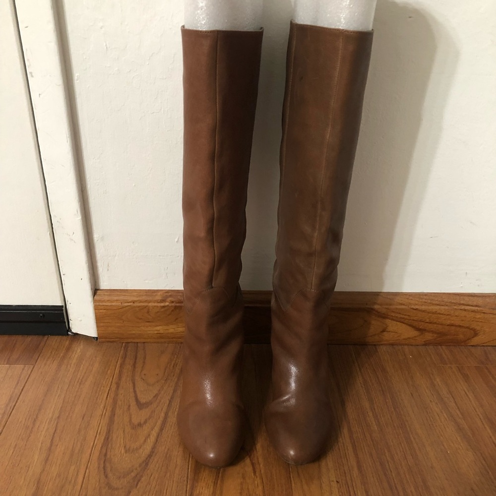 BCBG Tan Brown Boots
